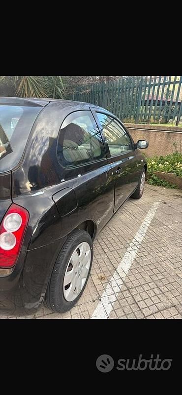 Usata Nissan Micra 80 CV (58 kW) 2019 Nero Utilitaria