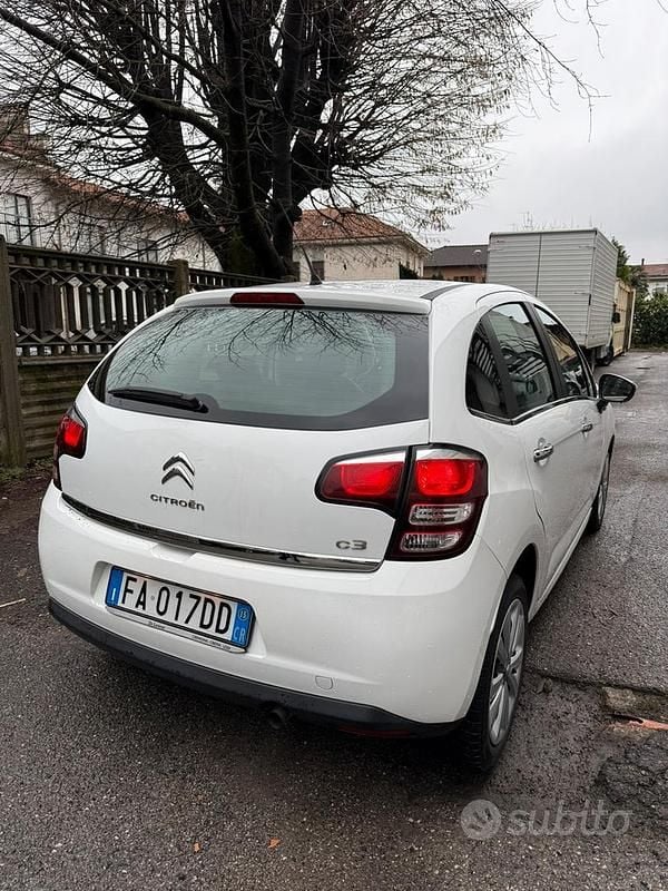 Usata Citroën C3 PureTech 82 CV (60 kW) 2015 Bianco Berlina