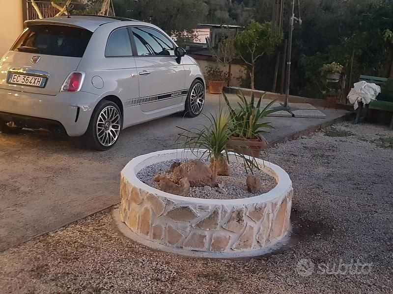 Usata Abarth 500 135 CV (99 kW) 2010 Grigio