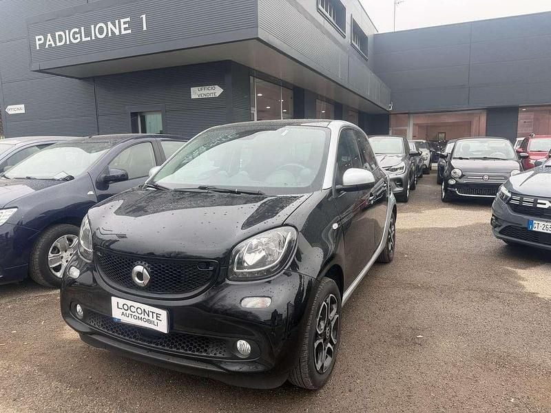 Usata Smart ForFour 71 CV (52 kW) 2019 Nero Utilitaria