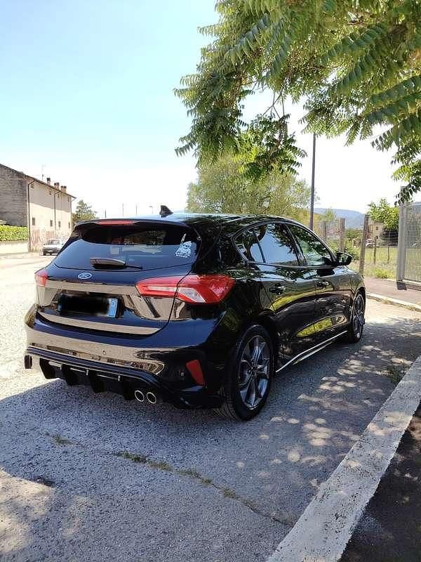 Usata Ford Focus ST-Line 125 CV (91 kW) 2021 Berlina