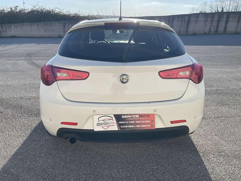 Usado Alfa Romeo Giulietta Distinctive 105 CV (77 kW) 2012 Other Berlina