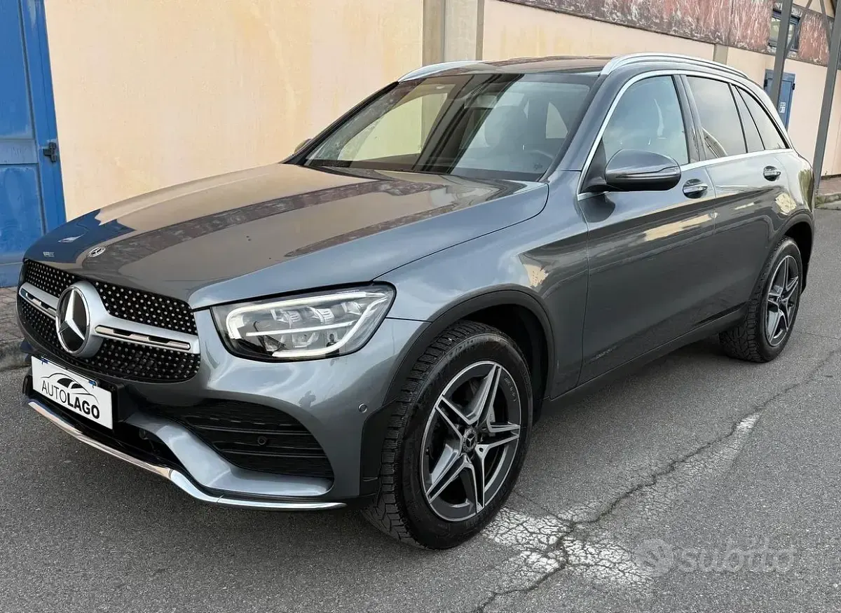 Begagnad Mercedes GLC220 Premium 194 HK (142 kW) 2021 Grå SUV