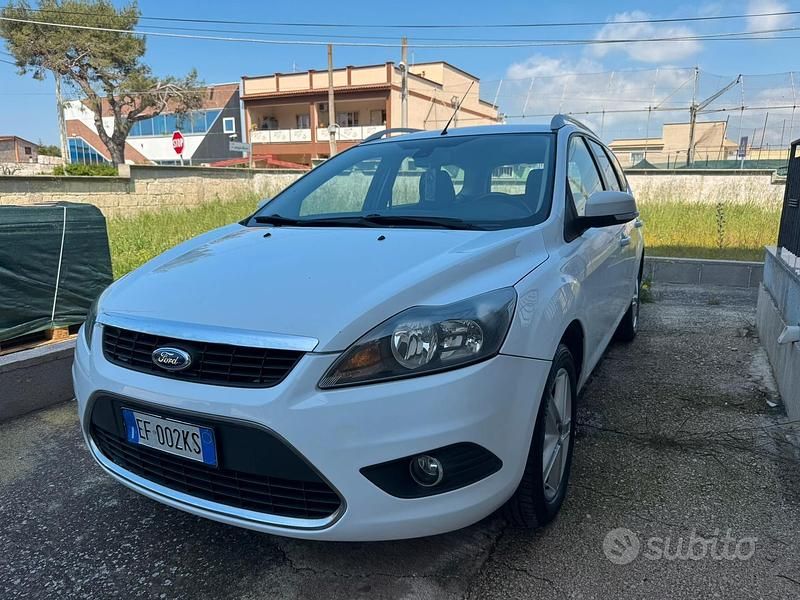 Usata Ford Focus 110 CV (80 kW) 2010 Station wagon