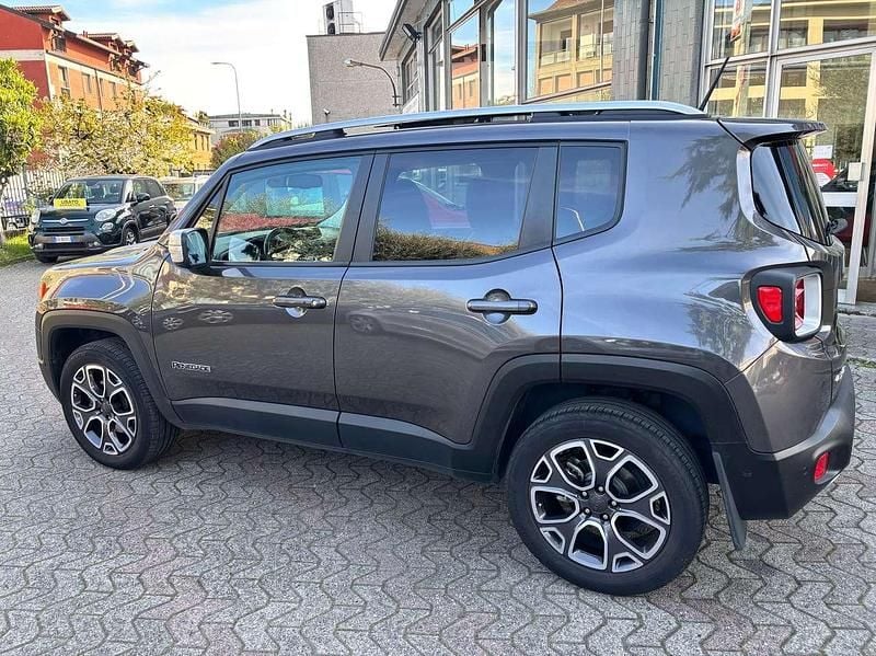 Usata Jeep Renegade Limited 140 CV (102 kW) 2016 Grigio SUV