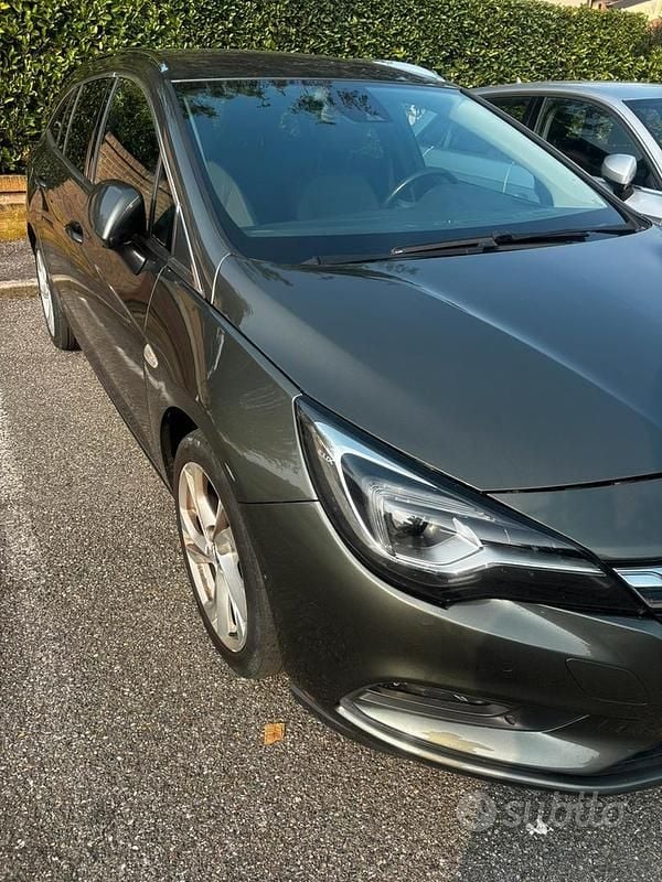 Usata 2020 Opel Astra Business Elegance Station wagon | 9900 € (Buon prezzo) - Immagine 1/4