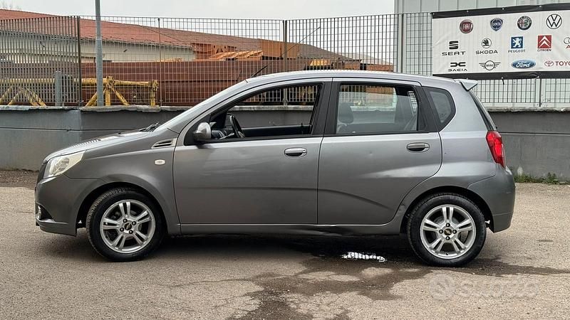Usata Chevrolet Aveo LT 84 CV (61 kW) 2008 Grigio Utilitaria