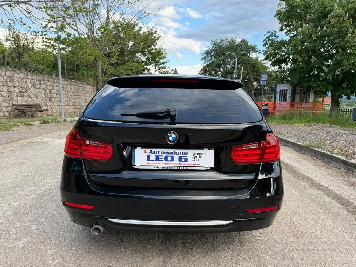 Usata BMW 320 184 CV (135 kW) 2015 Nero Station wagon
