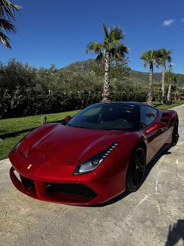 Other Usata 2018 Ferrari 488 Coupé | 219.999 € (Super prezzo) - Immagine 1/4