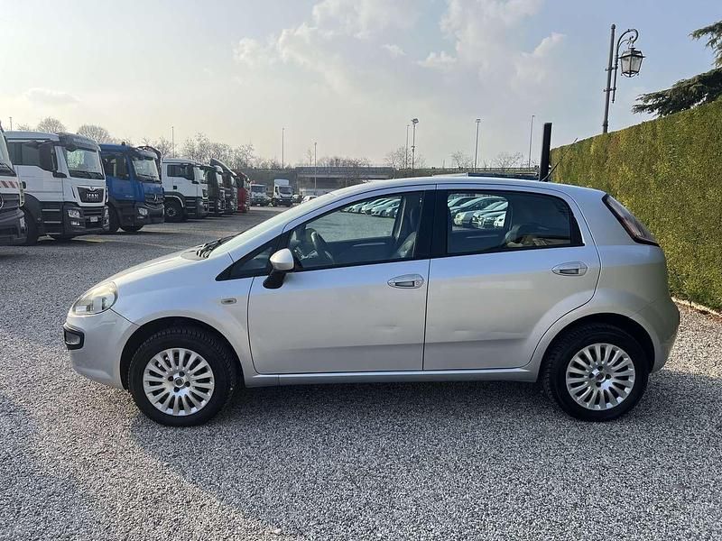 Usata Fiat Punto Evo Dynamic 69 CV (50 kW) 2010 Argento Utilitaria