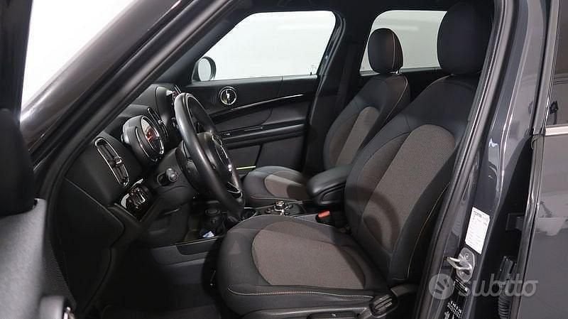 Usata Mini Cooper Countryman Business 224 CV (164 kW) 2019 Grigio SUV