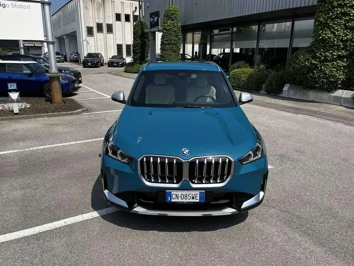 Usata BMW X1 xLine 245 CV (180 kW) 2023 Blue bay lagoon SUV