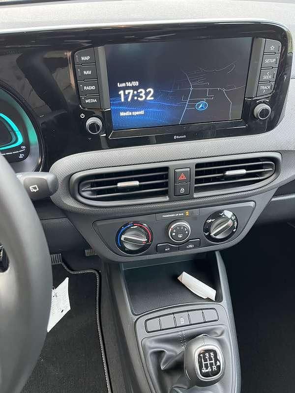 Usata Hyundai i10 63 CV (46 kW) 2024 Utilitaria