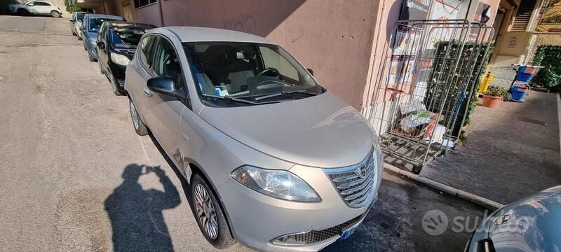 Usata Lancia Ypsilon 80 CV (58 kW) 2015 Utilitaria