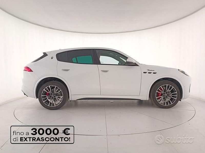 Usata Maserati Grecale 330 CV (242 kW) 2023 Bianco SUV