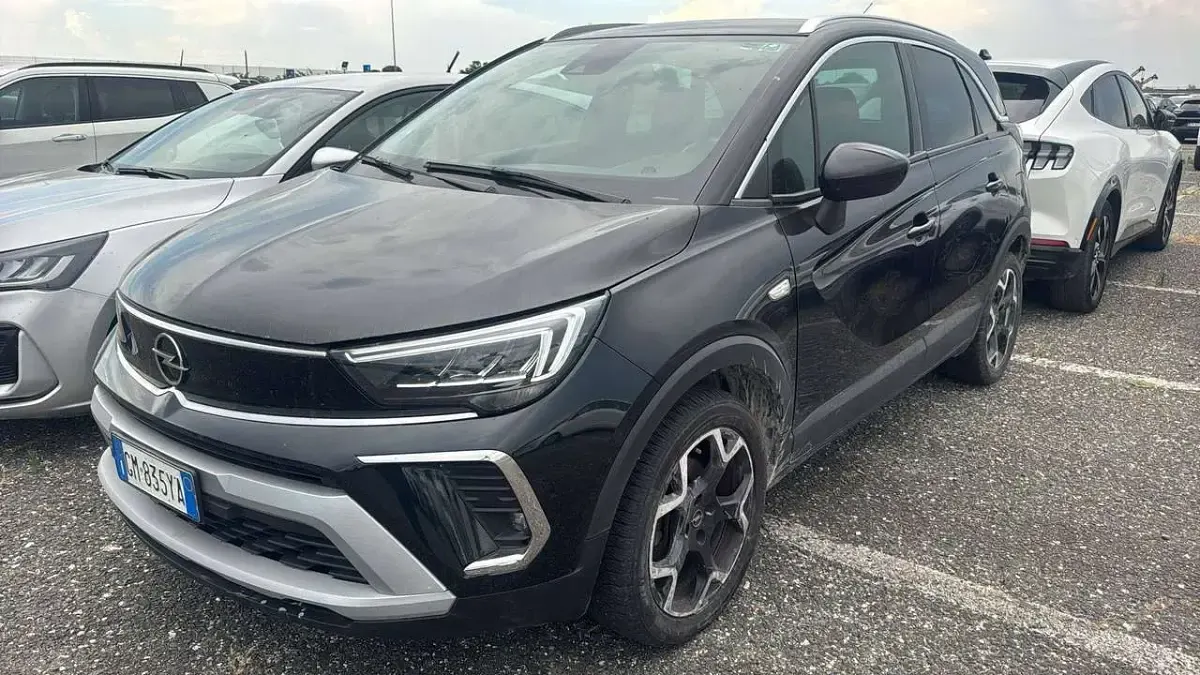 Usata Opel Crossland Ultimate 131 CV (96 kW) 2023 Nero ribelle SUV