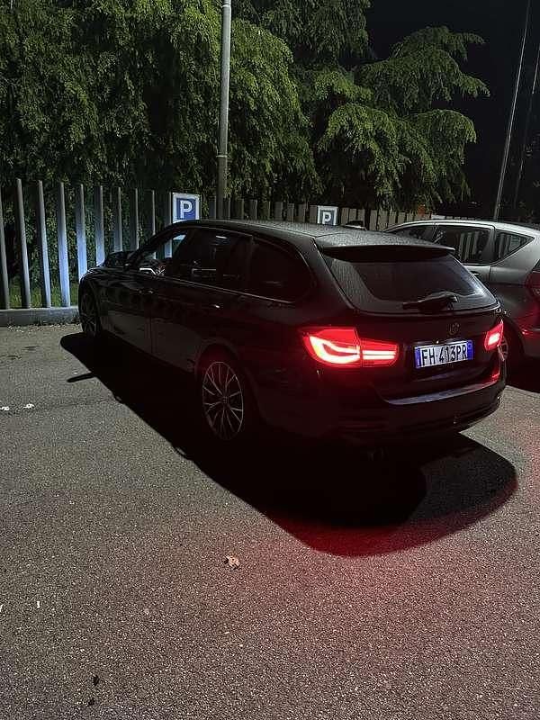 Usata BMW 318 Advantage 150 CV (110 kW) 2017 Nero Station wagon