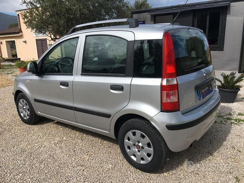 Usata Fiat Panda Dynamic 69 CV (50 kW) 2011 Grigio Berlina