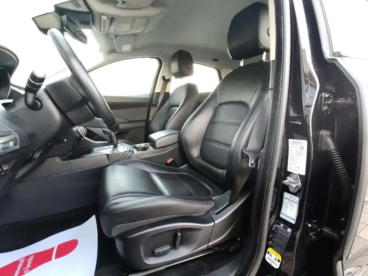 Usata Jaguar E-Pace S 150 CV (110 kW) 2019 Nero SUV