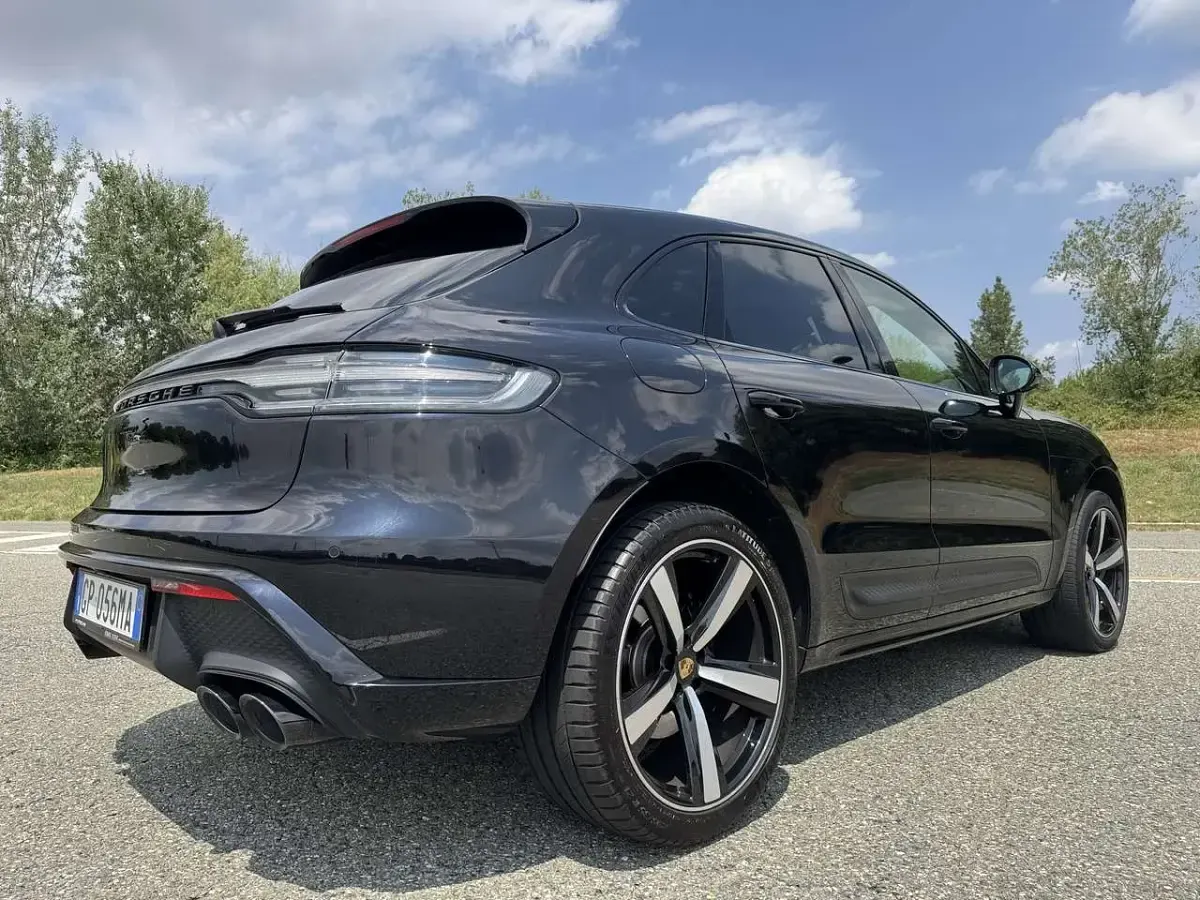 Usata Porsche Macan 381 CV (280 kW) 2023 Nero SUV