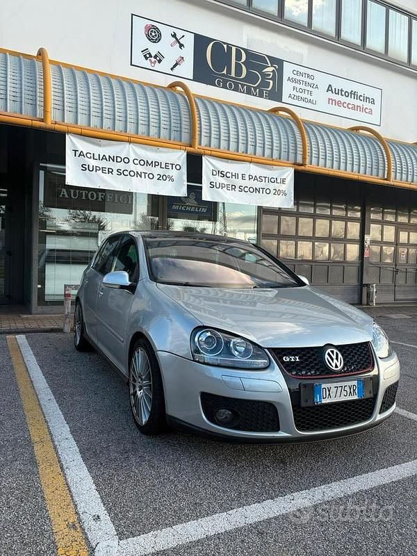 Grigio Usata 2010 VW Golf GTI Tre volumi | 7000 € - Immagine 1/4