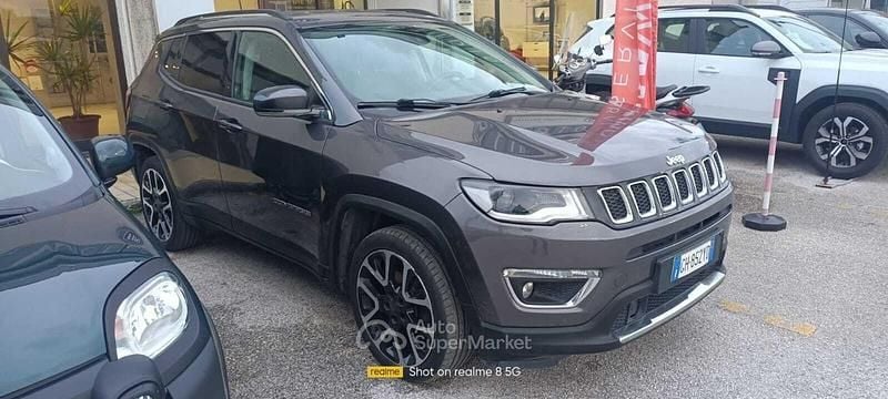 Usata Jeep Compass Limited 121 CV (88 kW) 2021 Gray SUV