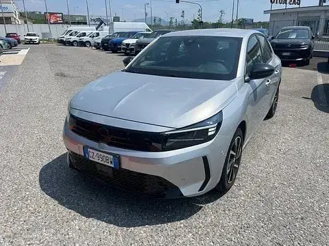Usata Opel Corsa 101 CV (74 kW) 2025 Utilitaria