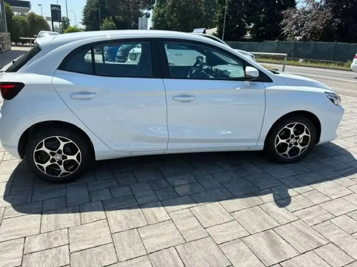 Nuova MG MG3 Comfort 116 CV (85 kW) 2026 Bianco Utilitaria