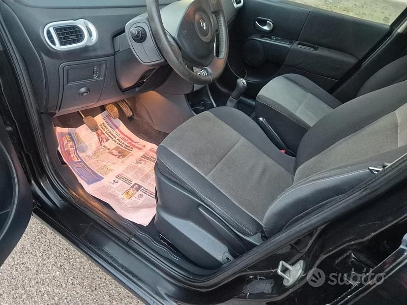 Usata Renault Modus 85 CV (62 kW) 2009 Nero Monovolume