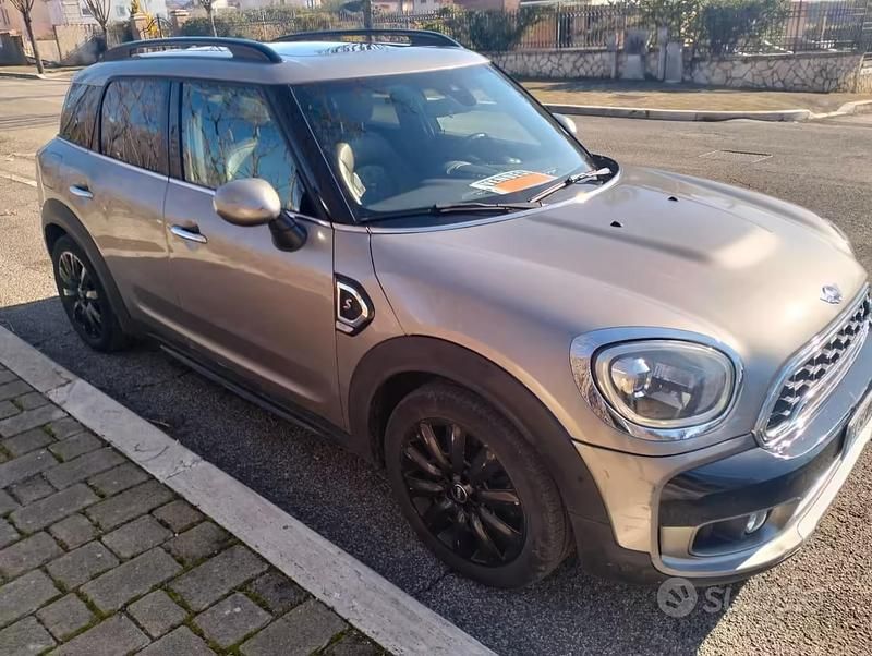 Usado Mini Countryman 190 CV (139 kW) 2017 Gris SUV