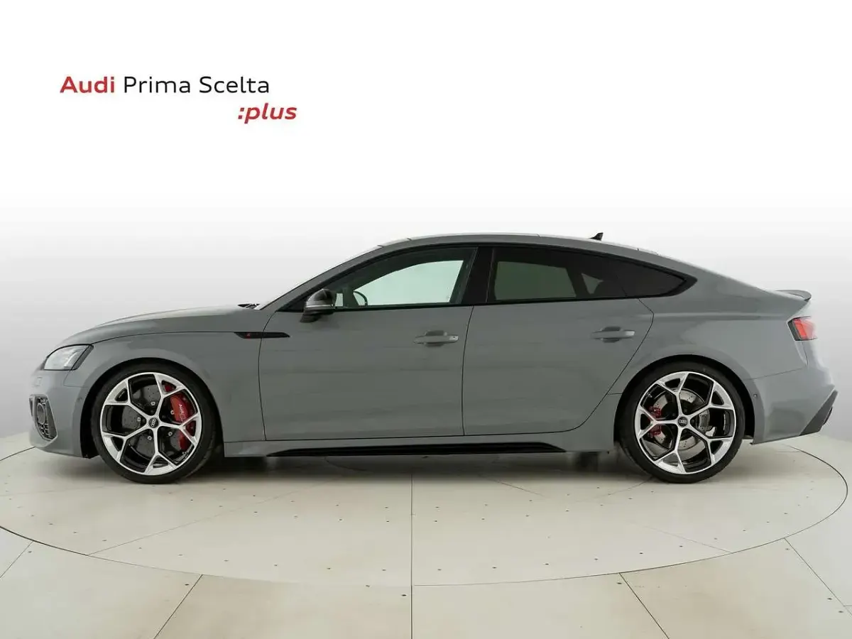 Nuova Audi RS5 Sportback Performance 470 CV (345 kW) 2025 Grigio Berlina