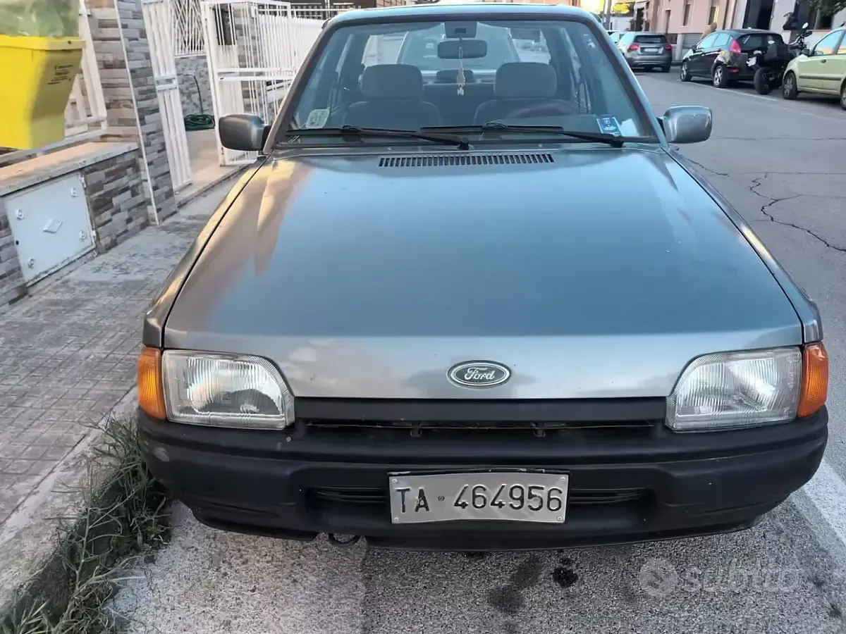 Usata Ford Orion 102 CV (75 kW) 1986 Berlina
