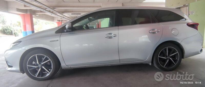 Usato 2018 Toyota Auris Hybrid 1.8 El_Hybrid 99 CV (13.000 €)