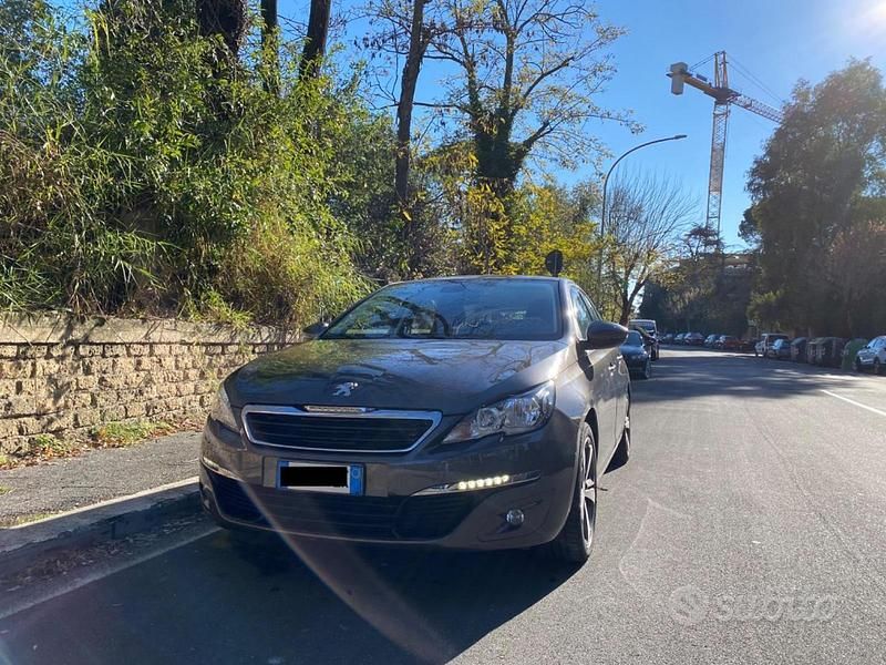 Usata Peugeot 308 SW 131 CV (96 kW) 2015 Station wagon