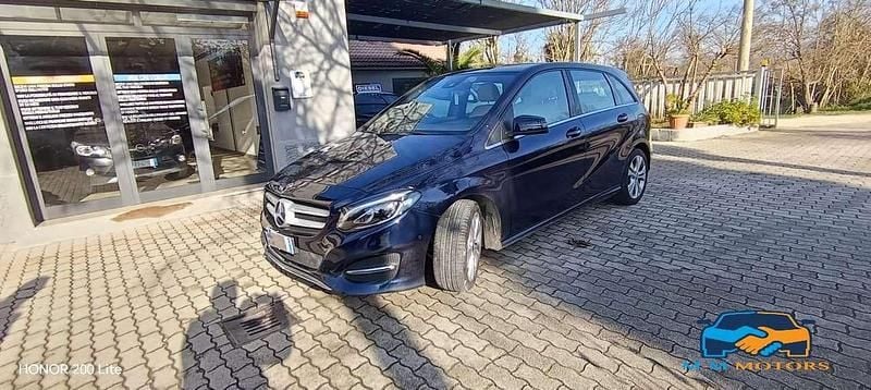 Usata Mercedes B180 109 CV (80 kW) 2018 Other Monovolume
