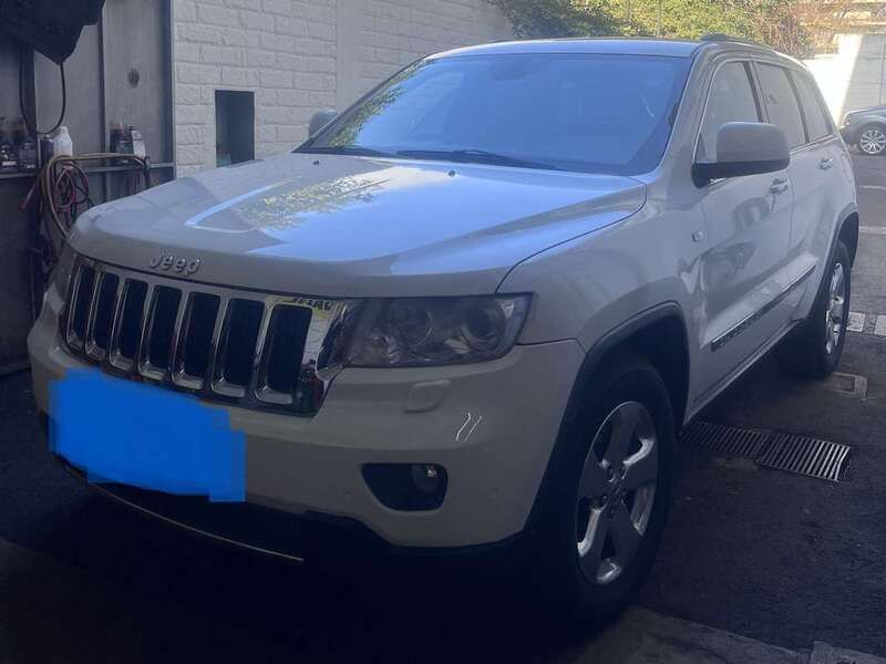 Bianco Usata 2012 Jeep Grand Cherokee Limited SUV | 8000 € (Ottimo prezzo) - Immagine 1/4
