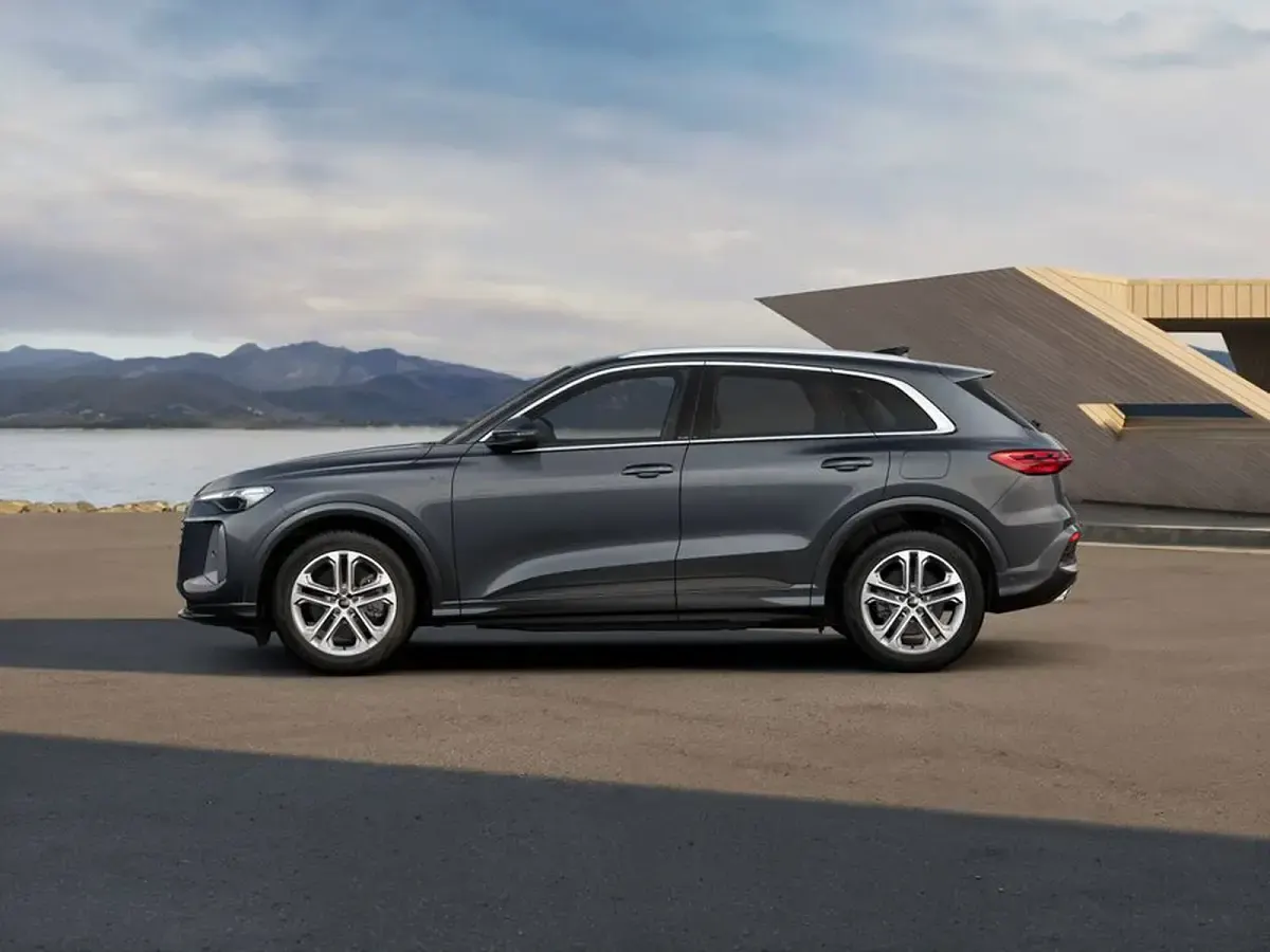 Nuova Audi Q5 Advanced 299 CV (219 kW) 2026 Grigio tambora metallico SUV