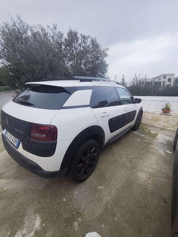 Usata Citroën C4 Shine 99 CV (72 kW) 2016 Bianco SUV