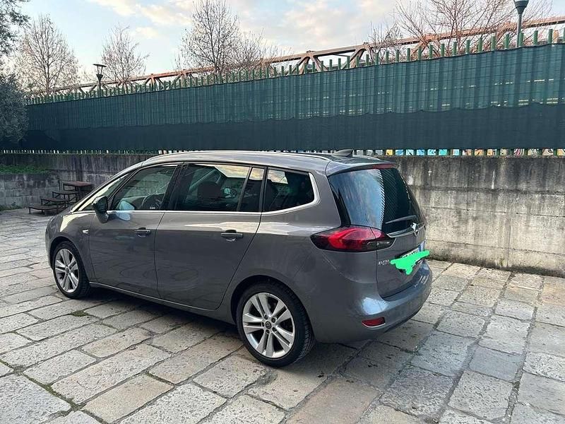Usata Opel Zafira Tourer Cosmo 136 CV (100 kW) 2016 Grigio Monovolume