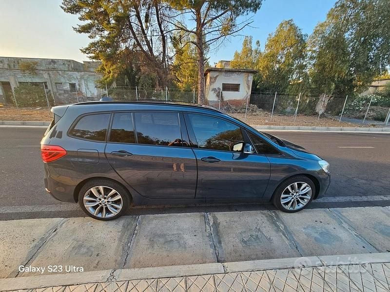Usata BMW 216 2016 Blu Monovolume