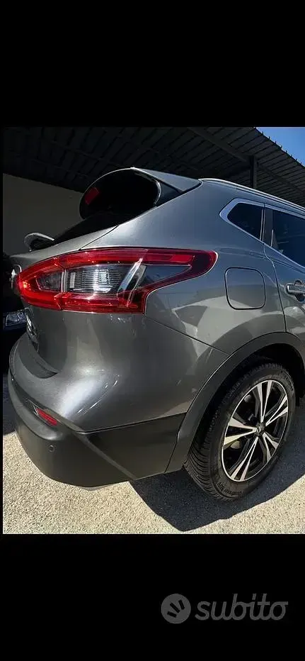 Usata Nissan Qashqai Tekna 110 CV (80 kW) 2018 Grigio SUV