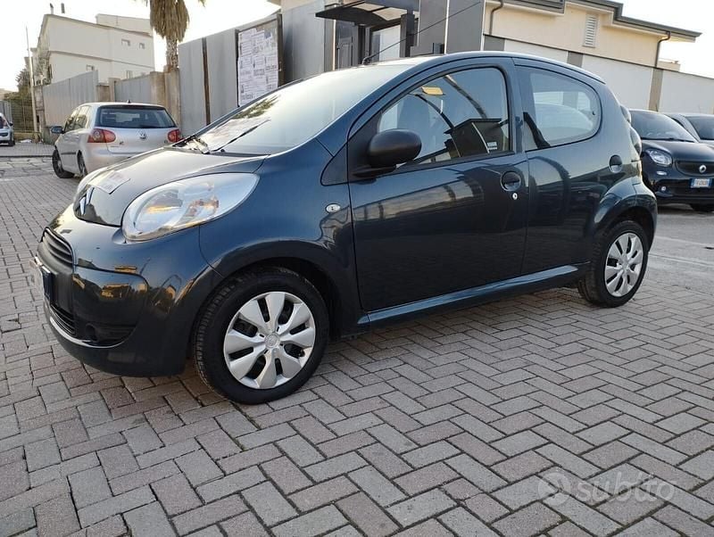 Usata Citroën C1 68 CV (50 kW) 2011 Grigio Utilitaria