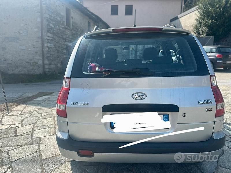 Usata Hyundai Matrix 110 CV (80 kW) 2006 Grigio Monovolume