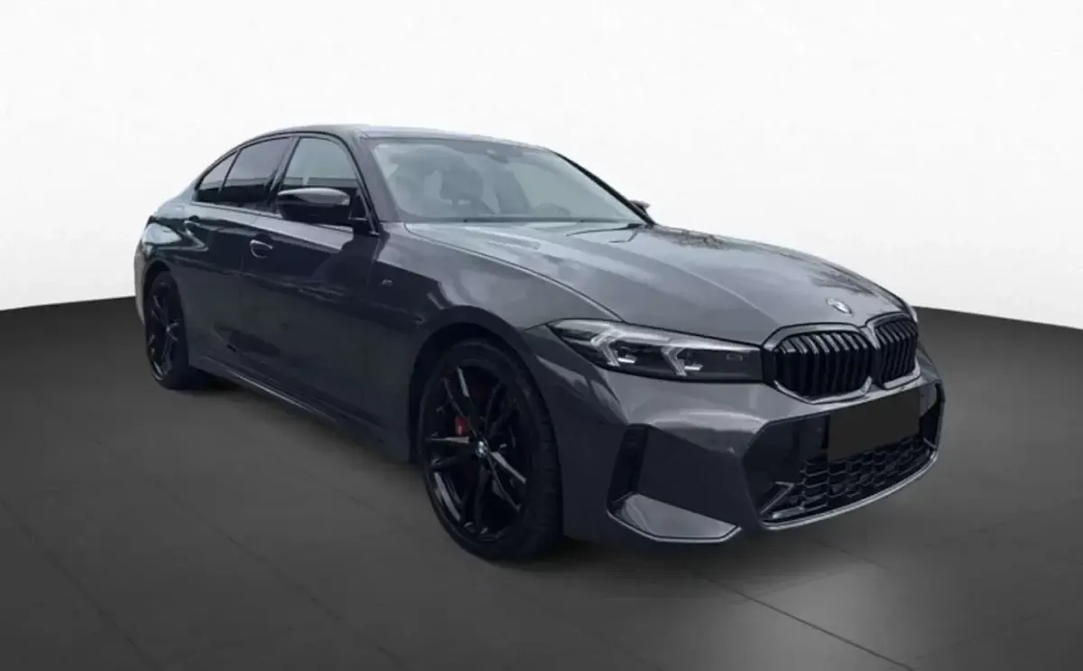 Usata BMW 330 M Sport 286 CV (210 kW) 2023 Grigio Berlina