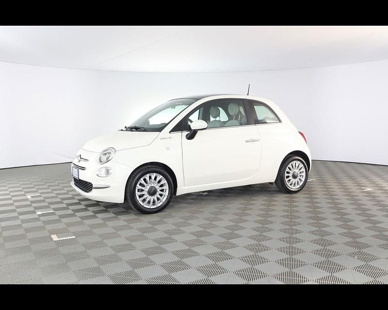 Usata Fiat 500 Dolcevita 70 CV (51 kW) 2021 Bianco / pastello Utilitaria