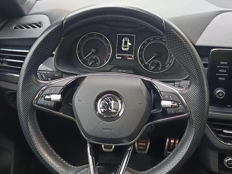 Używany Skoda Kamiq 110 KM (80 kW) 2023 Czarny SUV