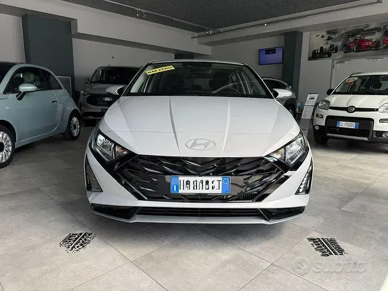 Nuova Hyundai i20 90 CV (66 kW) 2026 Grigio Utilitaria