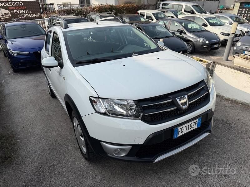 Usata Dacia Sandero Stepway 90 CV (66 kW) 2017 Bianco Berlina