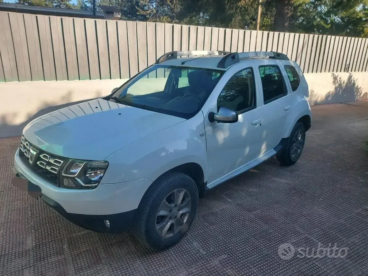 Usata Dacia Duster 110 CV (80 kW) 2015 Bianco SUV