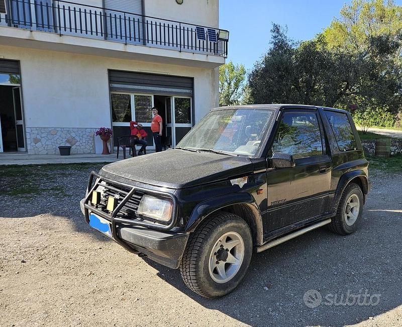 Usata Suzuki Vitara 1993 Nero SUV